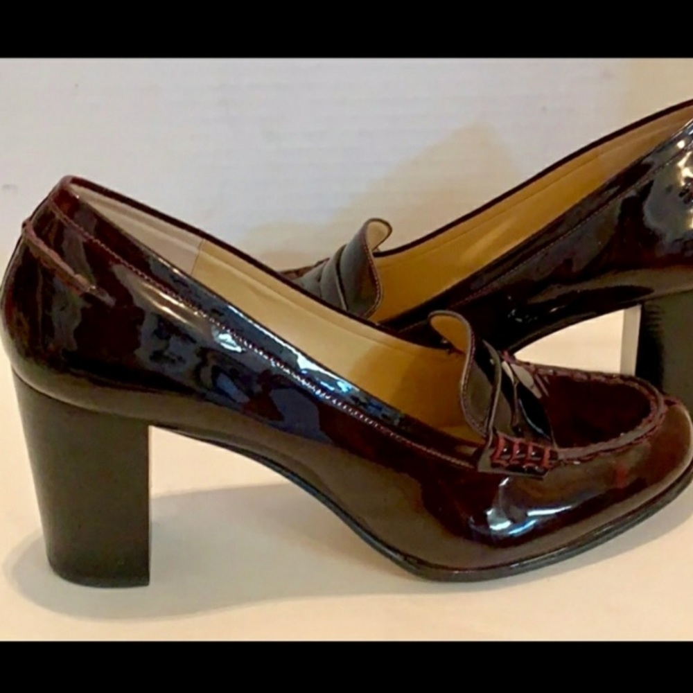 🧨price drop🧨 Michael Kors Red Patent leather Pennyloafers EUC